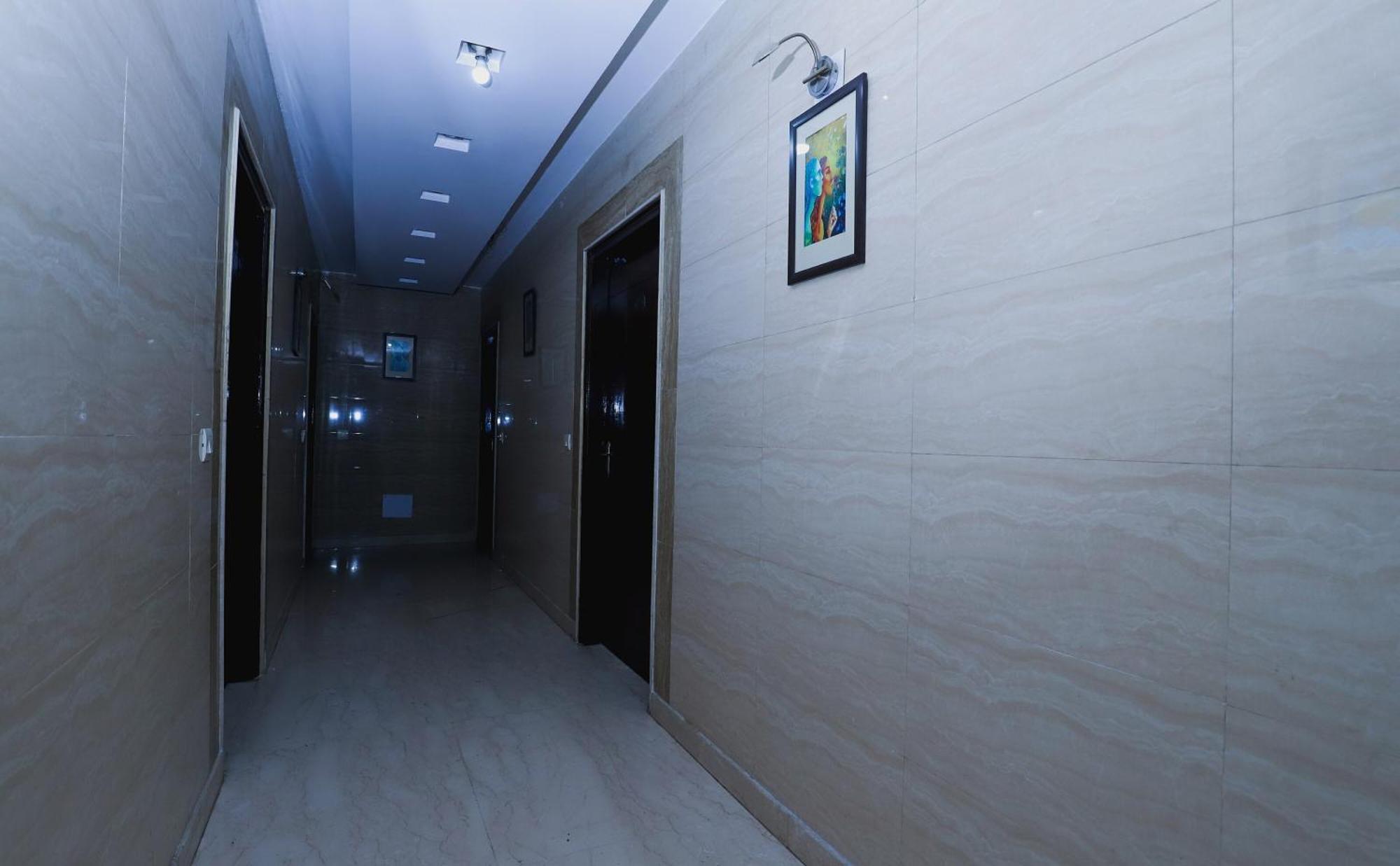 Hotel O J P Inn Near Patel Nagar Metro Station New Delhi Extérieur photo